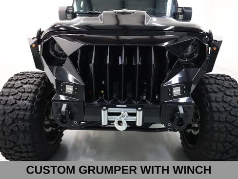 Used 2025 Jeep Wrangler Unlimited Sport AWD/4WD image 46