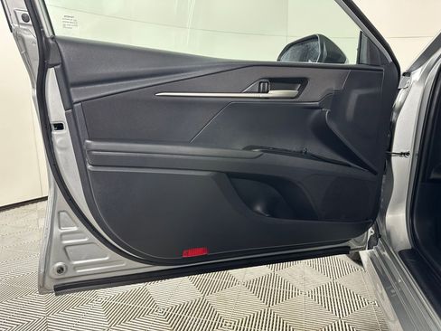 Used 2025 Toyota Camry LE image 23