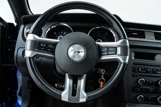 Used 2014 Ford Mustang GT RWD image 23