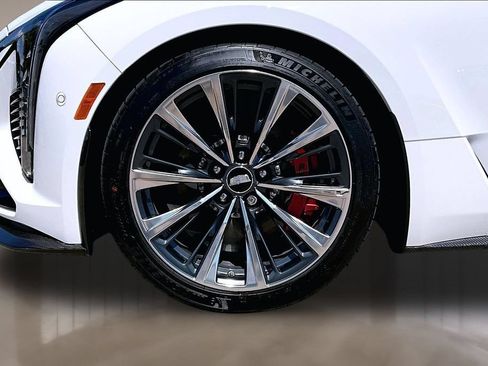 New 2026 Cadillac CT5 V Blackwing w/ Carbon Fiber 2 Package RWD image 12