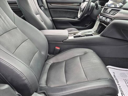 Used 2020 Honda Accord Touring image 20