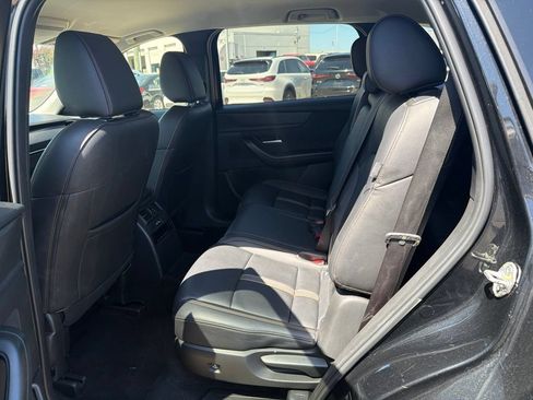 Used 2025 MAZDA CX-90 3.3 Turbo w/ Select Package AWD/4WD image 3