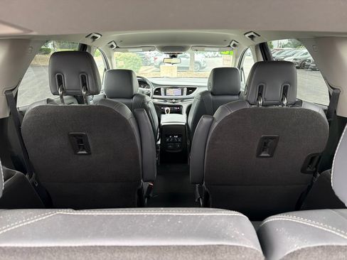 Used 2018 Buick Enclave Premium w/ LPO, Hit The Road Package AWD/4WD image 12