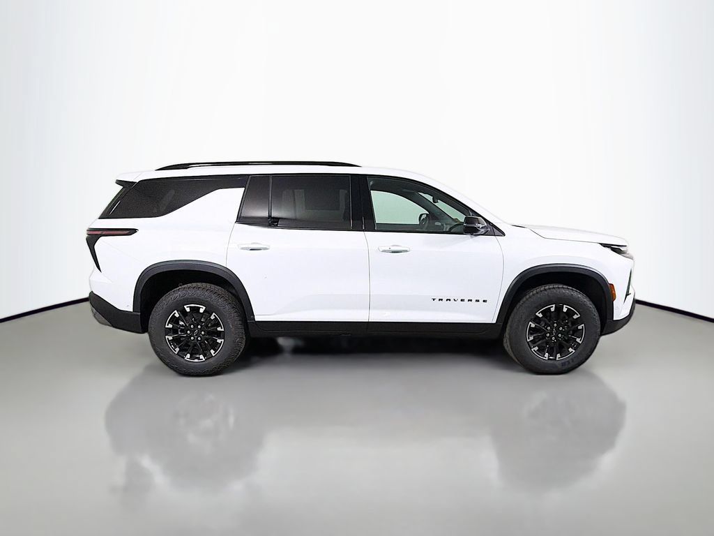 New 2026 Chevrolet Traverse Z71 w/ Enhanced Driving Package AWD/4WD image 4