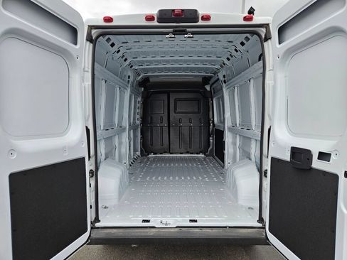 New 2026 RAM ProMaster 2500 FWD image 12