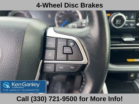 Used 2024 Toyota Highlander XLE image 31