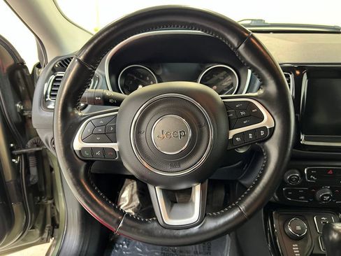 Used 2021 Jeep Compass Limited AWD/4WD image 19