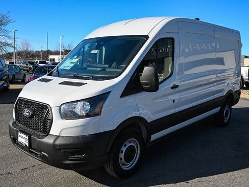 New 2026 Ford Transit 250 148 Medium Roof w/ Load Area Protection Package image 9