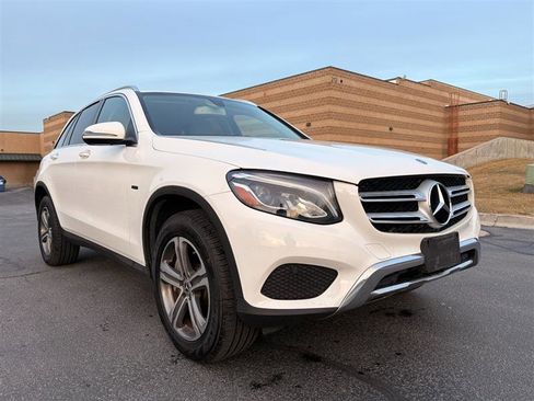 Used 2019 Mercedes-Benz GLC 350e GLC 350E w/ Premium Package image 7