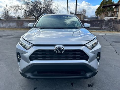 Used 2025 Toyota RAV4 XLE image 8