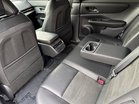 Certified 2024 Nissan Ariya FWD image 13