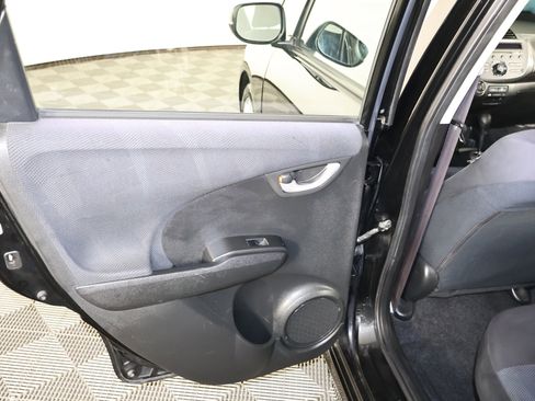 Used 2010 Honda Fit Sport image 42