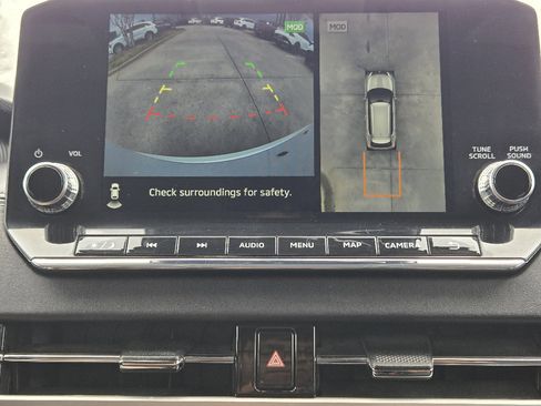 Used 2024 Mitsubishi Outlander SE image 7