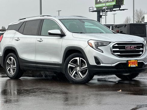 Used 2018 GMC Terrain SLT w/ Preferred Package image 2