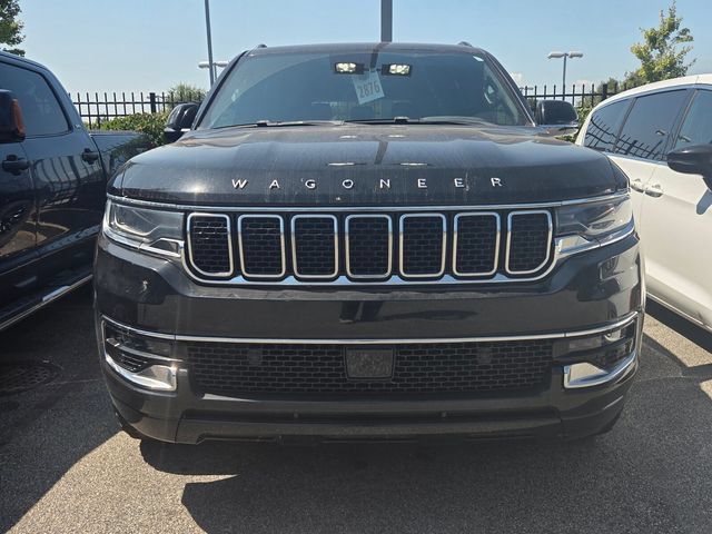 Used 2024 Jeep Wagoneer 4WD image 2