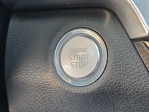 Used 2021 Kia Telluride EX image 25