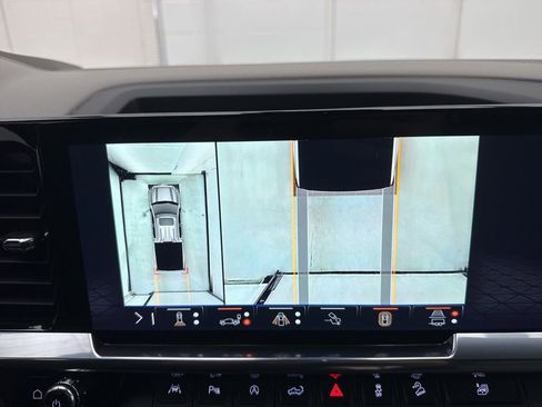 New 2026 GMC Sierra 1500 SLT w/ SLT Premium Plus Package image 31