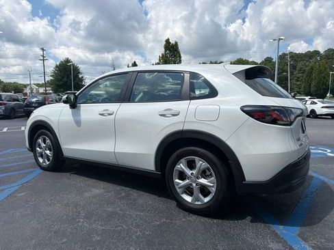 Used 2025 Honda HR-V LX image 9