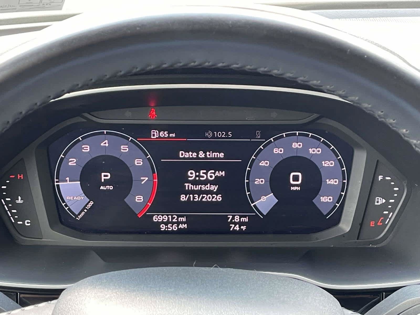 Used 2019 Audi Q3 2.0T Premium AWD/4WD image 3