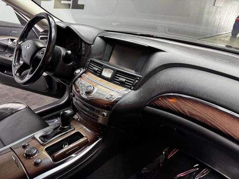 Used 2015 INFINITI Q70 L 3.7 w/ Deluxe Touring Package image 52