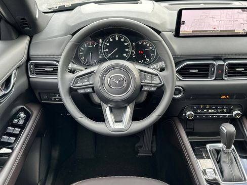 New 2025 MAZDA CX-5 Signature image 14