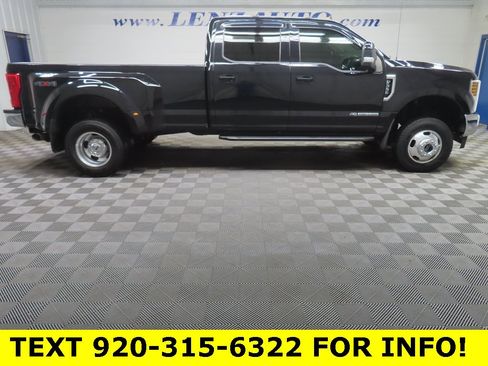 Used 2019 Ford F350 Lariat image 2