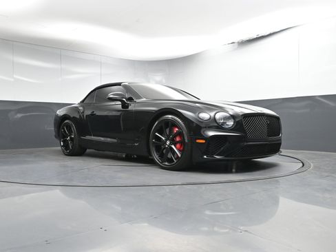 Used 2020 Bentley Continental GT image 31