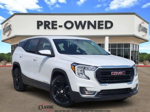 Used 2024 GMC Terrain SLE FWD image 1