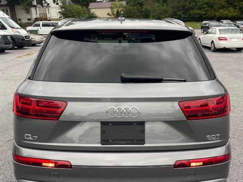 Used 2017 Audi Q7 3.0T Premium Plus image 5