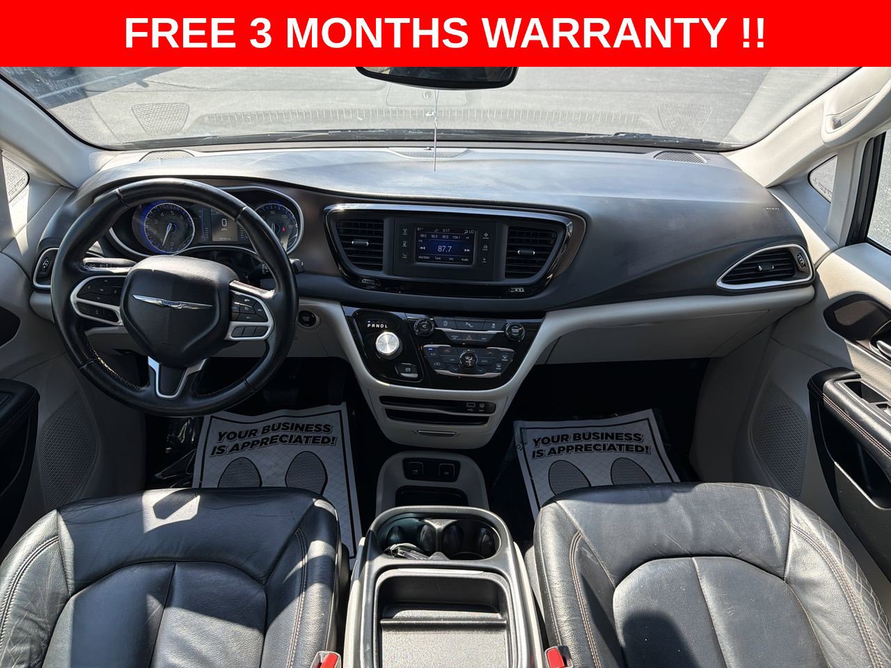 Used 2017 Chrysler Pacifica Touring-L FWD image 37