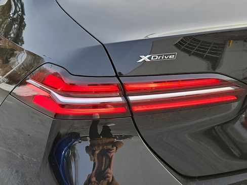 Certified 2025 BMW 540i xDrive image 10