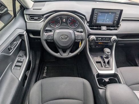 Certified 2019 Toyota RAV4 LE image 8
