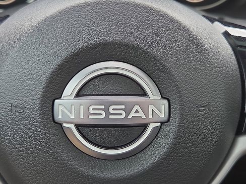 Used 2024 Nissan Altima 2.5 SR w/ SR Premium Package FWD image 22