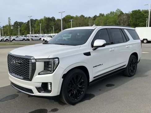 Used 2024 GMC Yukon Denali Ultimate image 5