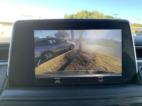 Used 2022 Chevrolet Tahoe LT image 25