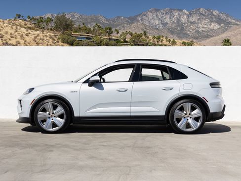 New 2026 Porsche Macan Electric RWD image 2