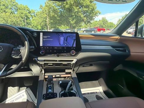 Used 2024 Lexus RX 350 Premium w/ Kick Sensor & Tow Package AWD/4WD image 14