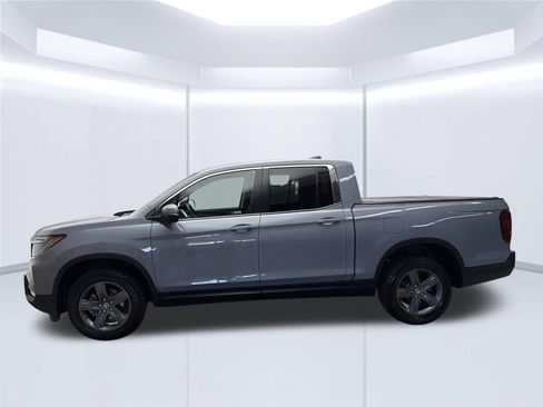 Used 2023 Honda Ridgeline RTL image 2