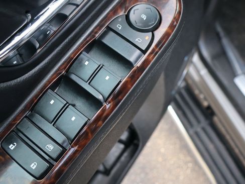 Used 2014 GMC Sierra 2500 Denali w/ Suspension Package, Off-Road image 28