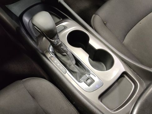 Used 2023 Chevrolet Malibu LS FWD image 26