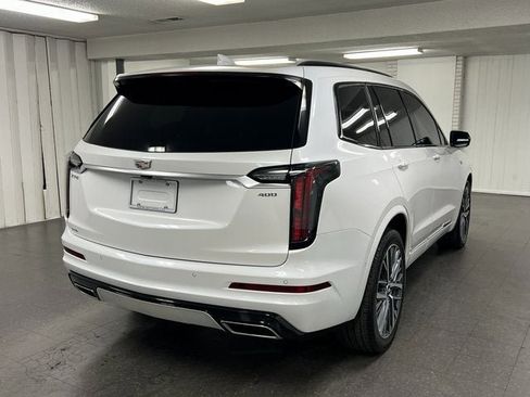 Certified 2024 Cadillac XT6 Sport w/ Platinum Package image 25
