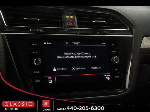 Used 2023 Volkswagen Tiguan SE R-Line AWD/4WD image 14