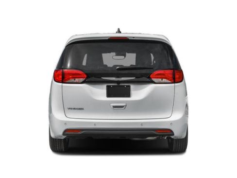 Certified 2025 Chrysler Voyager LX FWD image 5