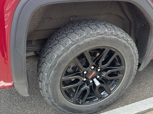 Used 2020 GMC Sierra 1500 Elevation w/ Elevation Value Package AWD/4WD image 8