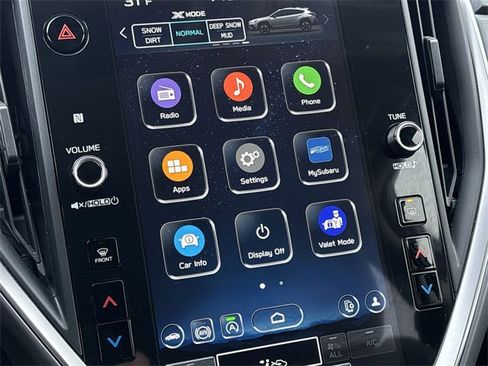 Used 2025 Subaru Crosstrek 2.0i Premium image 15