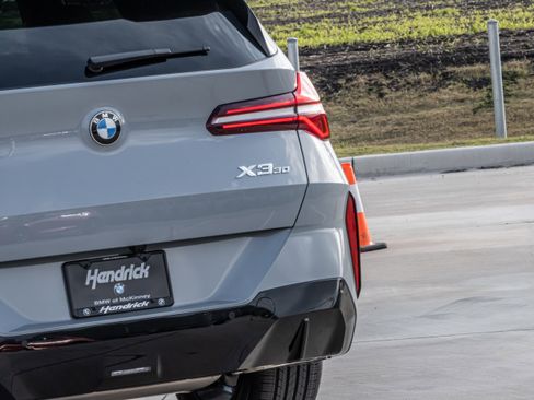 New 2026 BMW X3 xDrive30 w/ Premium Package image 8