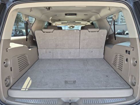 Used 2019 GMC Yukon XL SLT w/ Premium Edition image 27