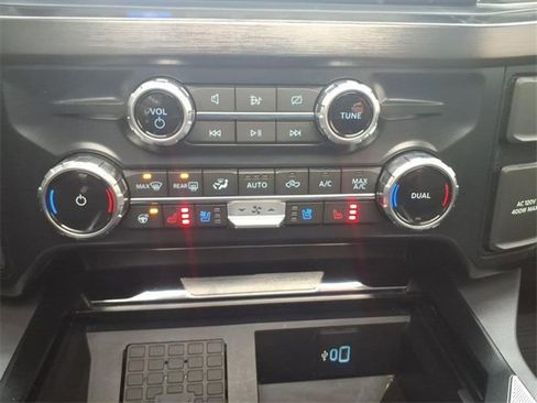 Certified 2023 Ford F350 Lariat w/ Lariat Ultimate Package image 20