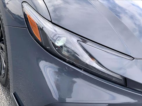 Used 2025 Toyota Camry SE FWD image 26