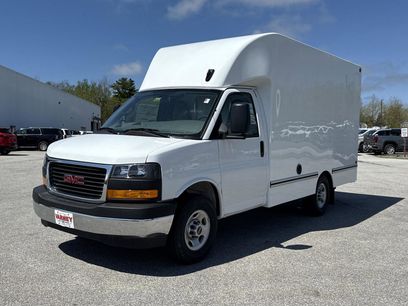 New 2025 GMC Savana 3500 w/ Power Convenience Package